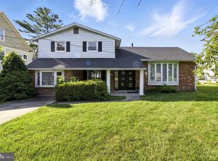 6407 Kirby Rd, Bethesda, MD 20817