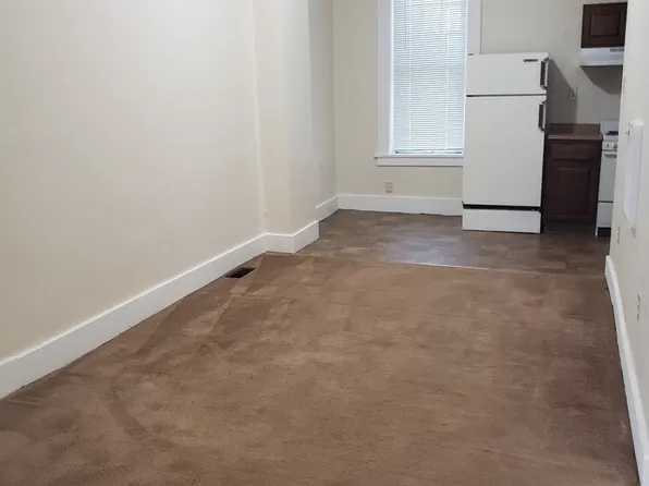 310 S 11th Street, 310 S 11th St APT 1, Saint Joseph, MO 64501