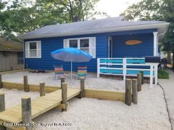 221 Jaehnel Parkway, Point Pleasant, NJ 08742