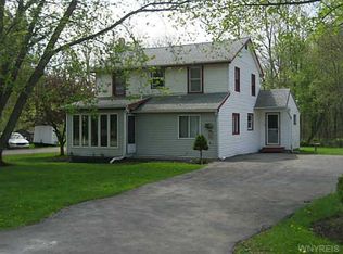 9644 Maplewood St, Angola, NY 14006