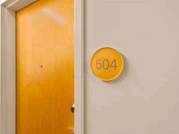 309 E 5th St Unit 504, Des Moines, IA 50309