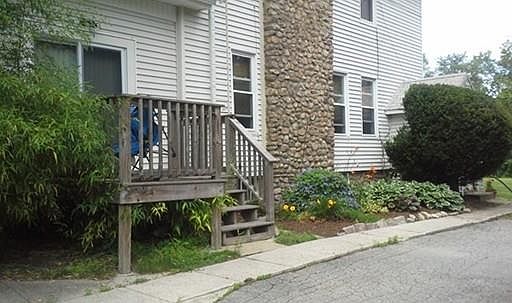 2nd image of 690 Windwood Dr #A1-2