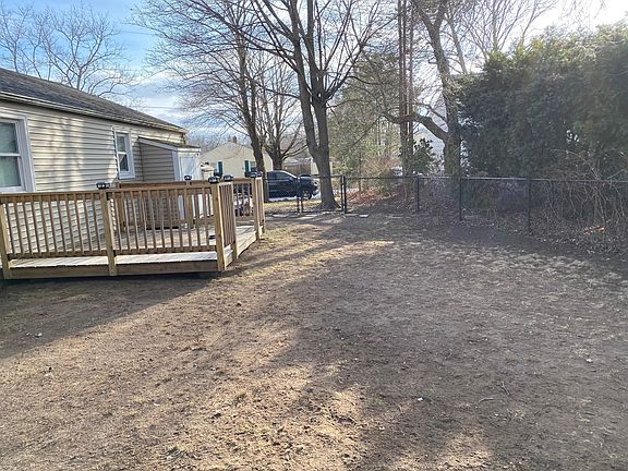 3rd image of 93 Aldrich St