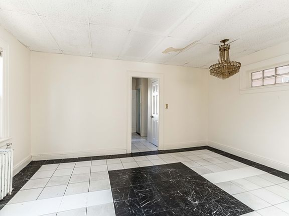 5th image of 13005 95th Ave