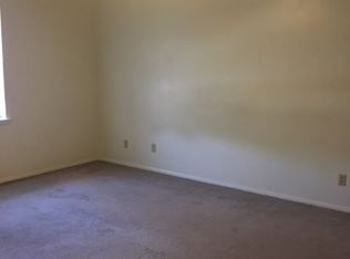 703 N 7th Ave APT 203, Laurel, MS 39440