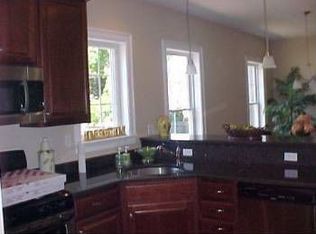 19 County Street A, Peabody, MA 01960
