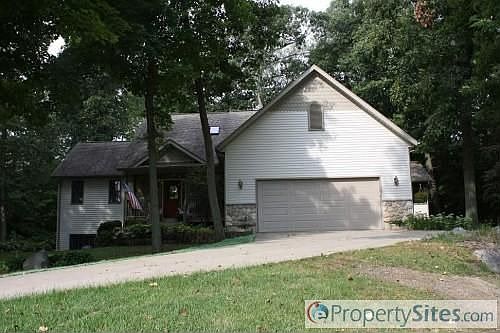 1st image of 7527 Stoney Creek Dr