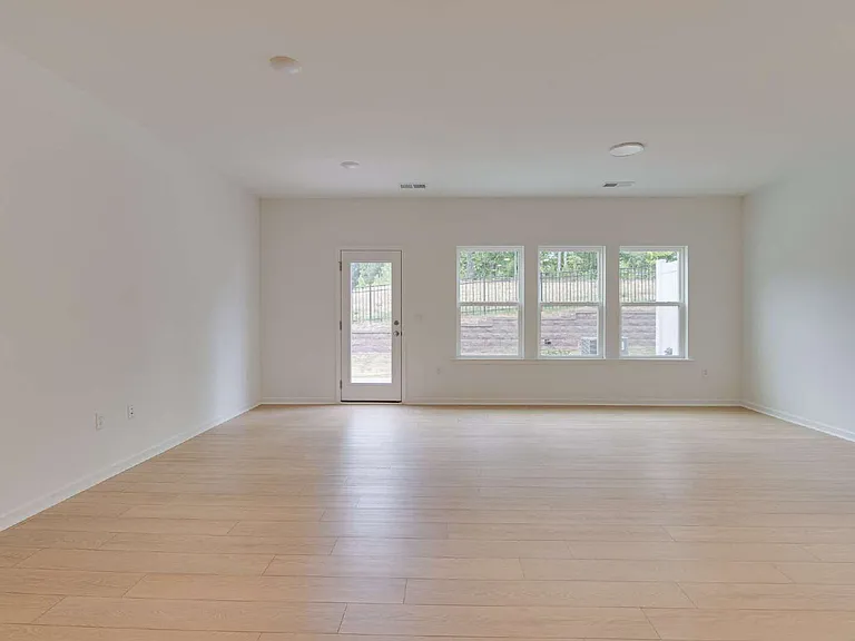4213 Bryson Dr — Photo 5