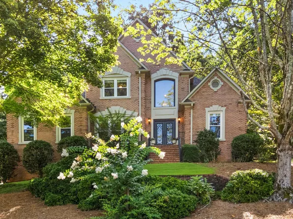 6012 Eagle Point Cir, Birmingham, AL 35242