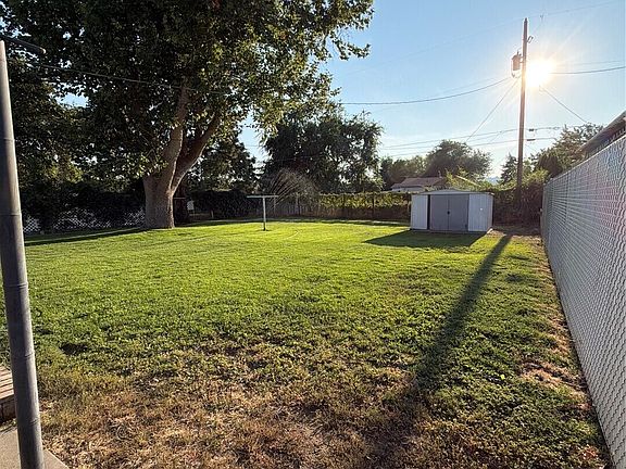 4th image of 908 N 29th
