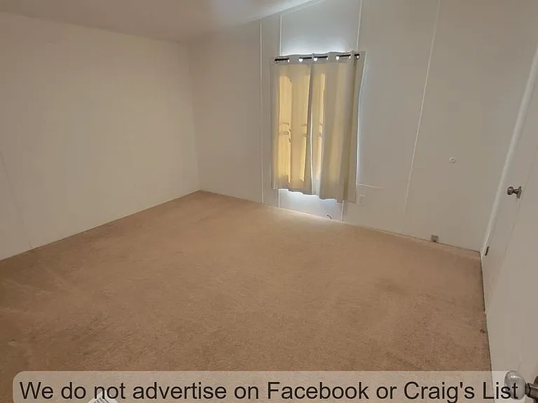 910 Blue Rd — Photo 10