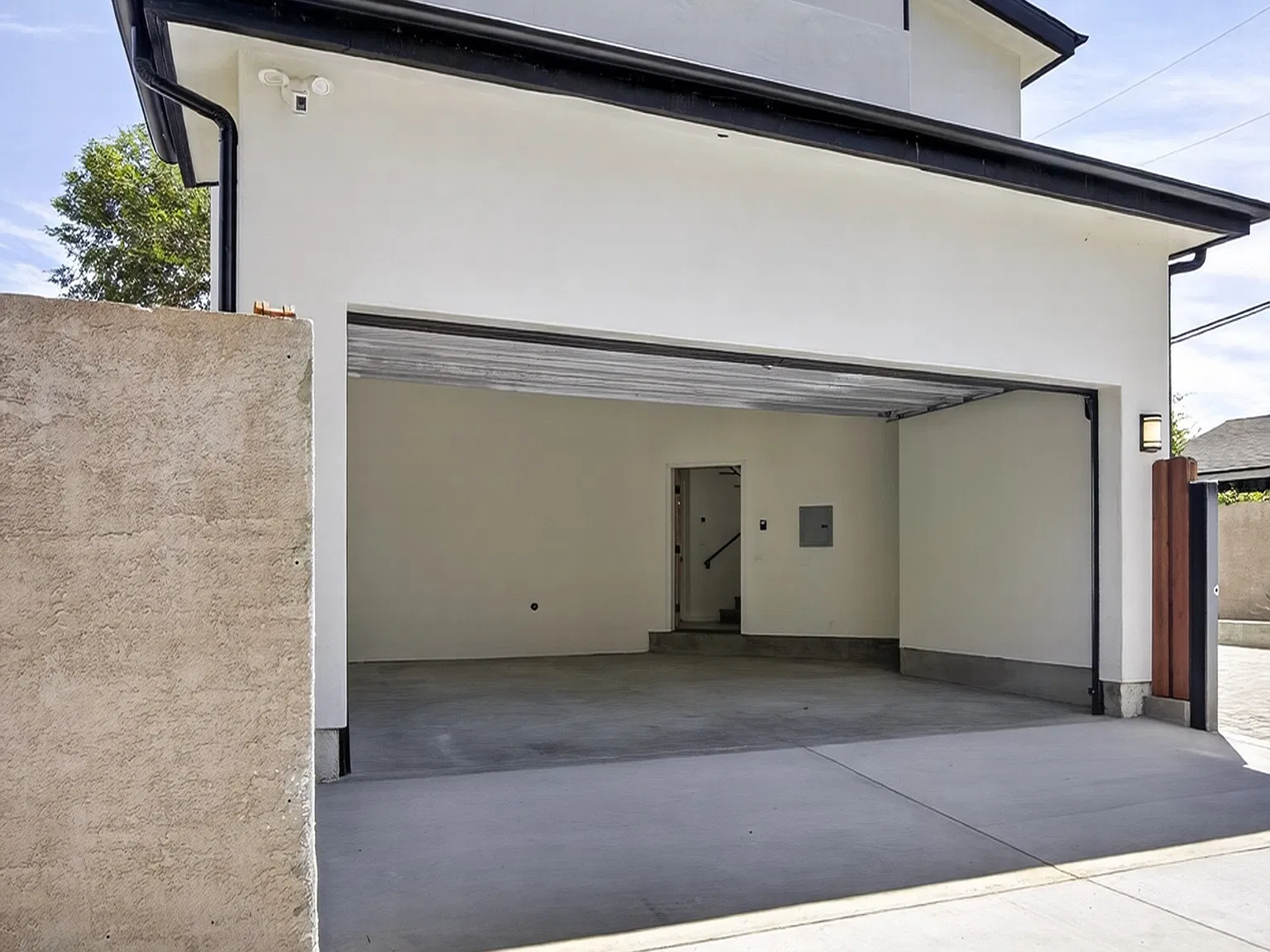 3 bed, 2.5 bath, 1539 sqft, $3,995 — Photo 4