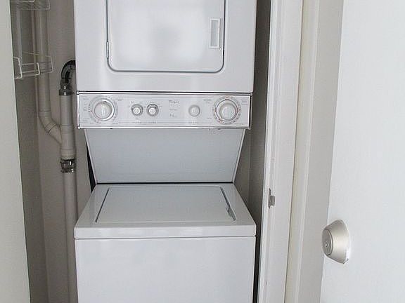 Washer/Dryer Comb.