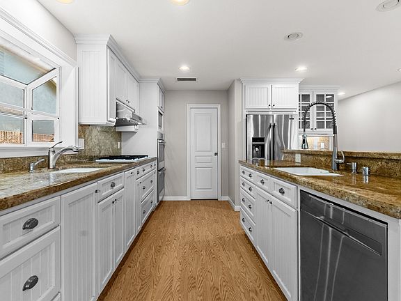 2nd image of 12782 Olive St