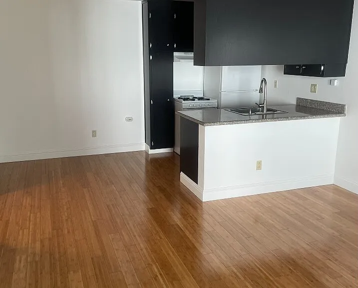 88 Garland Ave — Photo 3