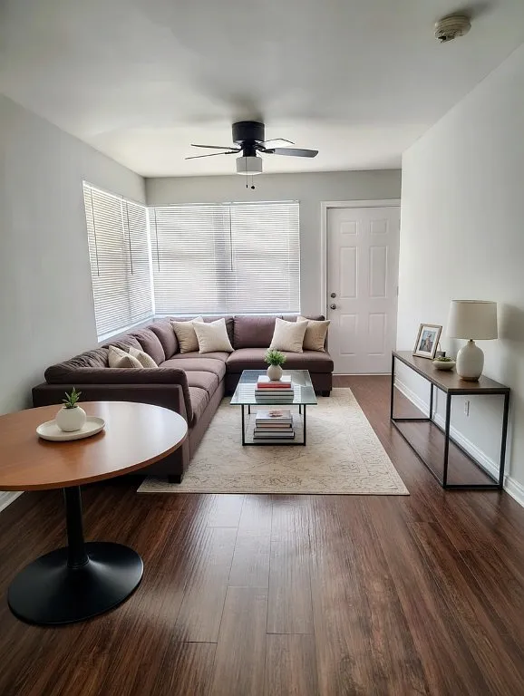 1 bed, 1.0 bath, 550 sqft, $1,405 — Photo 4