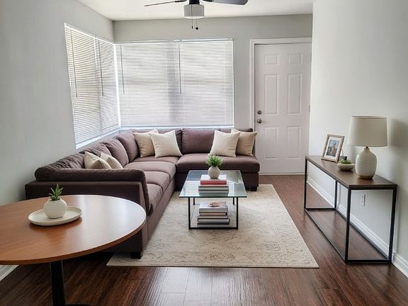 4th image of 5833 W Irving Park Rd #1R