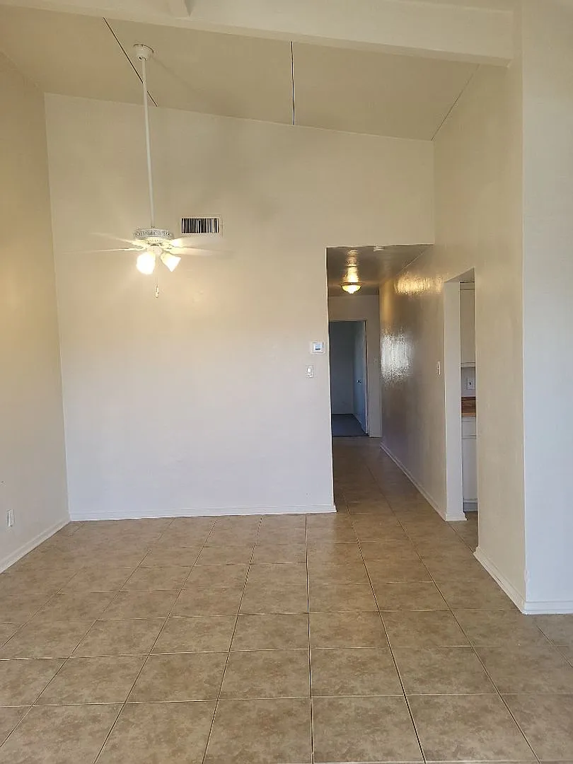 13390 Mount Lassen - 3 Bedroom home in Stead — Photo 4