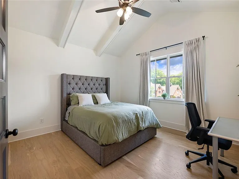 566 Versailles Dr — Photo 65