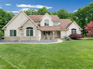 3435 Swan Ridge Ln, Maumee, OH 43537