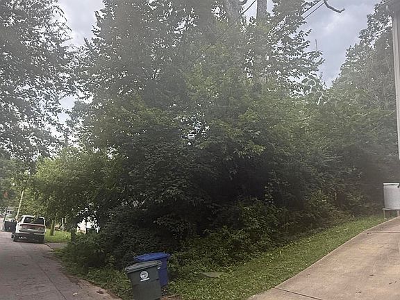 4th image of 0 Wert St