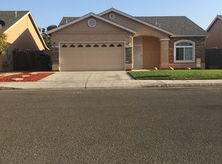5533 W Norwich Ave, Fresno, CA