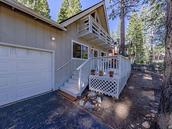 3rd image of 1797 Gentian Cir