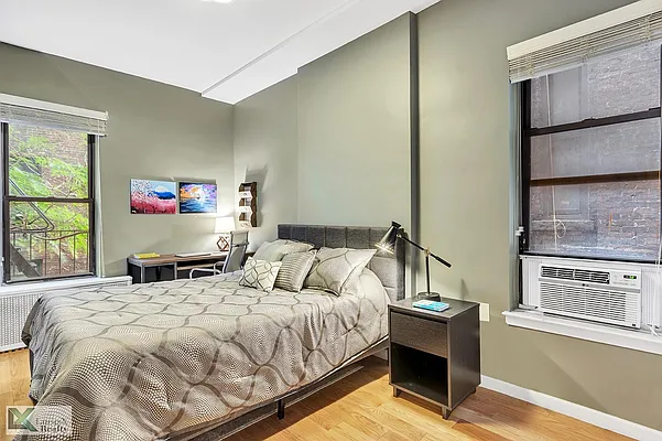 Rented by Lucas X Realty LLC | media 7