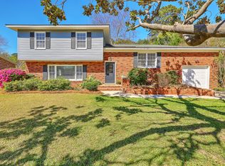 1409 Pooshee Dr, Charleston, SC 29407