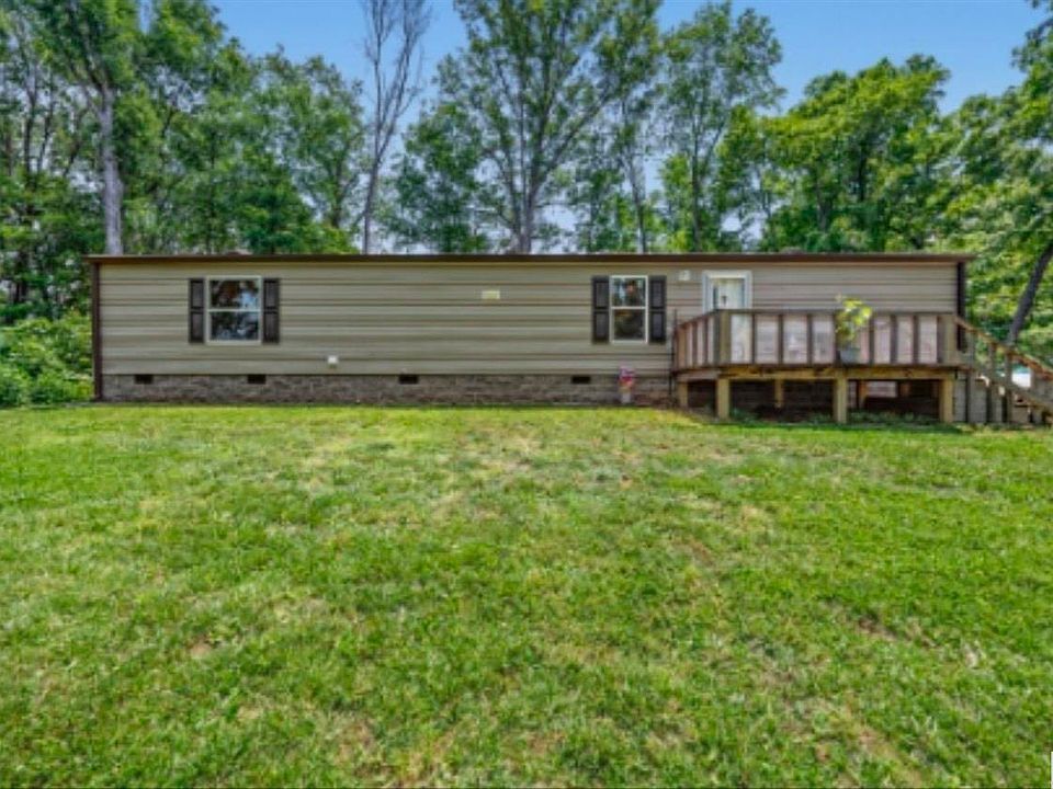 1st image of 210 Fairview Ln