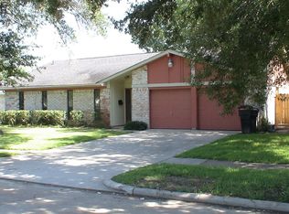 11807 Flushing Meadows Dr, Houston, TX 77089