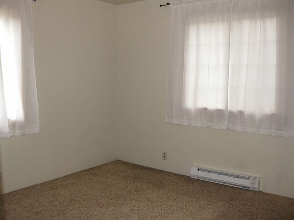 5th image of 1731 W 6th St