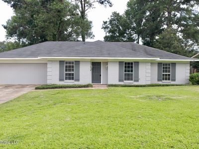 1304 Canterbury Ln, Clinton, MS, 39056