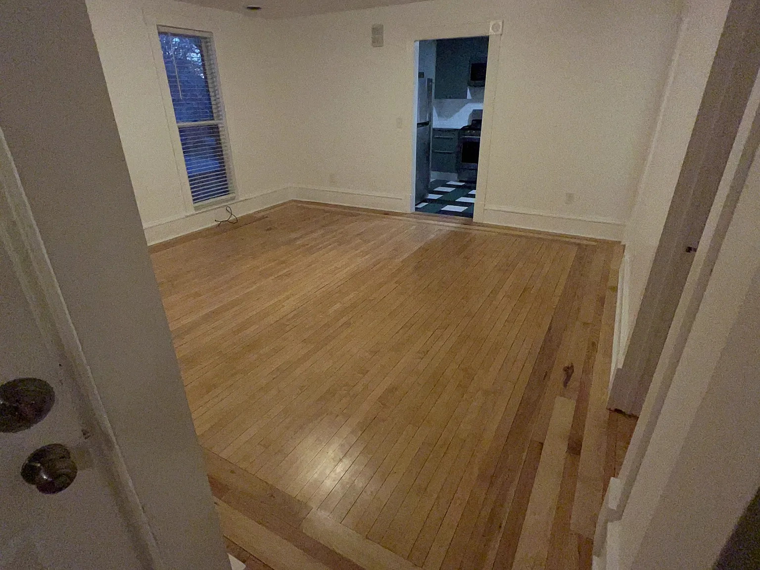 2 bed, 1000 sqft, $1,500 — Photo 1