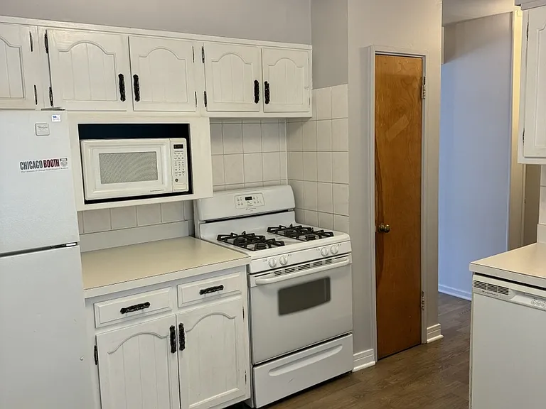 4912 Crain St #B — Photo 5