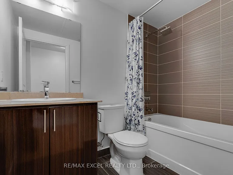 7161 Yonge St #625 — Photo 28