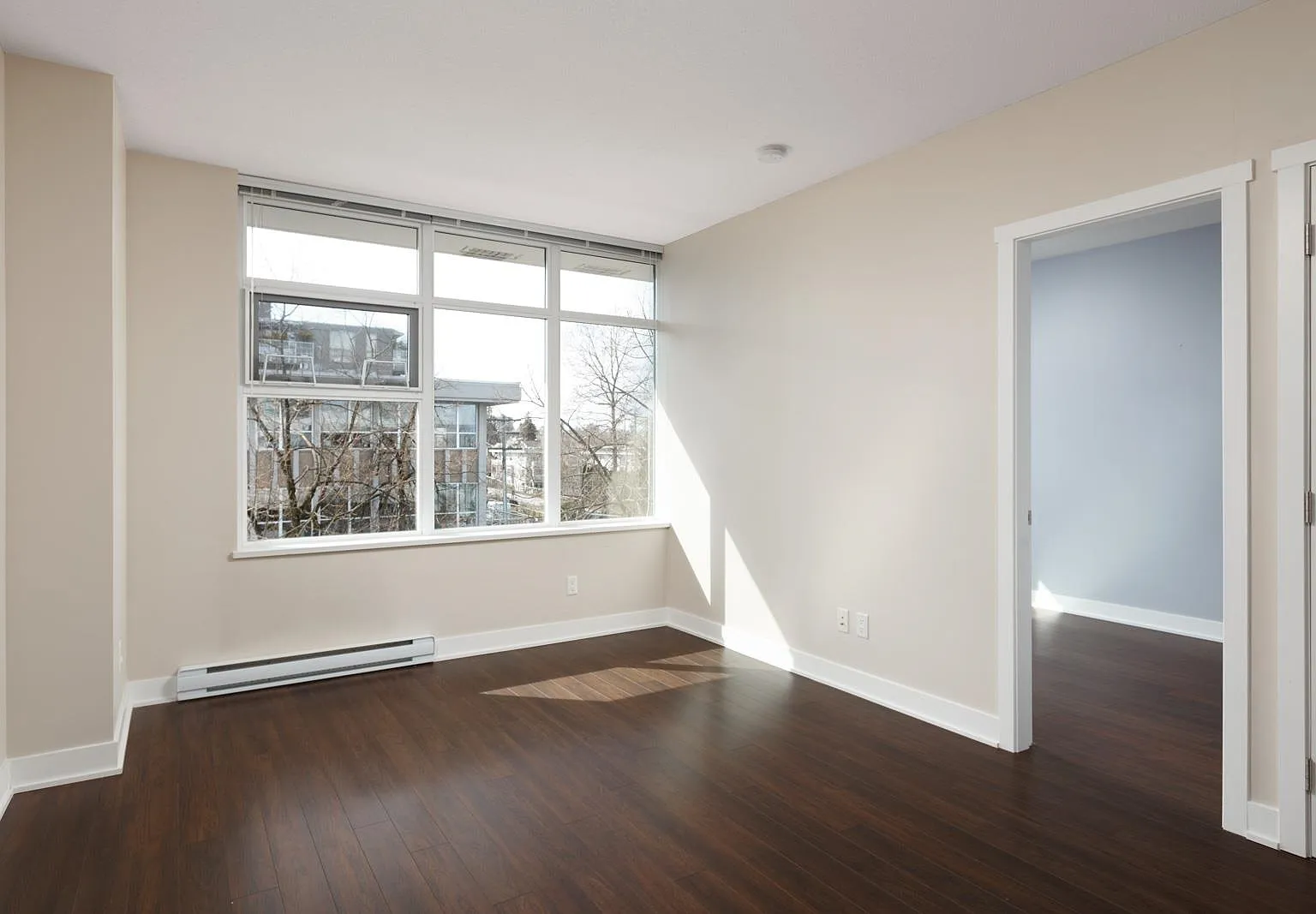 2 bed, 771 sqft, $3,200 — Photo 3