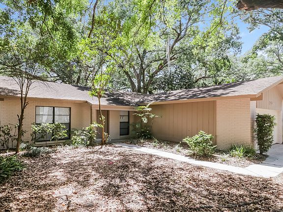 3rd image of 14708 Oak Vine Dr