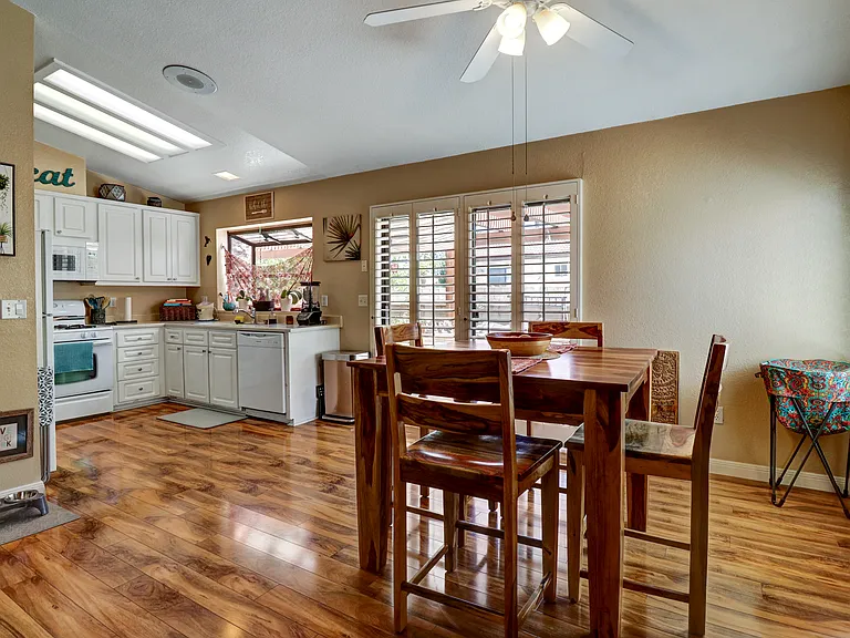 Dining Room/Kitchen