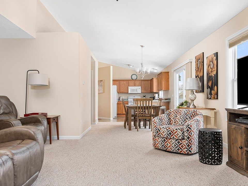 1st image of 2039 Seaview Dr