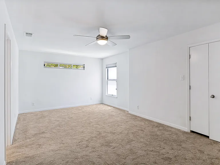6406 Chesley Ln — Photo 10