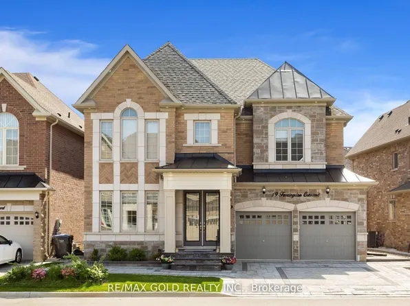 19 Farringdon Cres, Brampton, ON L7A 4Z6