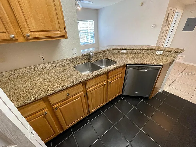 5959 Westgate Dr #1526 — Photo 7