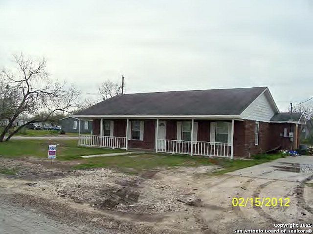 1st image of 210 S Vasquez