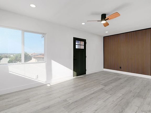 4th image of 5465 Encina Dr