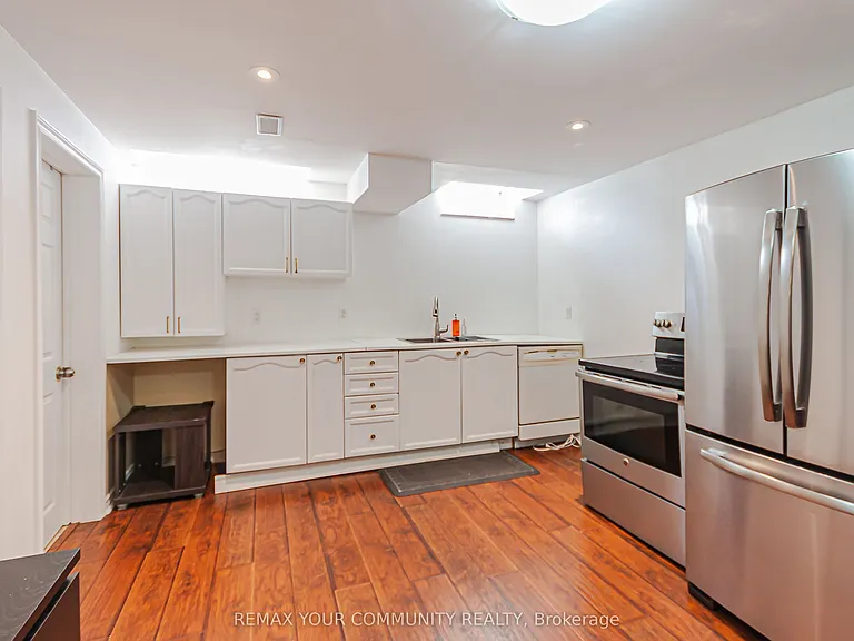 117 Littleside St — Photo 26