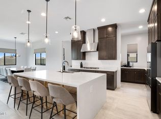812 E Summerside Rd, Phoenix, AZ 85042