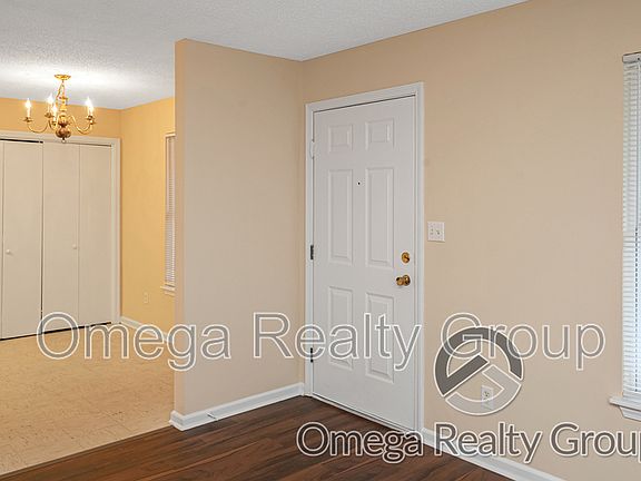 2nd image of 4203 20th St NE APT B3