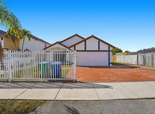 5860 SW 150th Ave, Miami, FL 33193