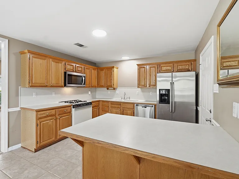 1 Zircon Dr — Photo 8
